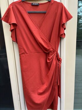 OTEN Rust Orange Faux-Wrap Midi Dress with Ruffle Sleeves